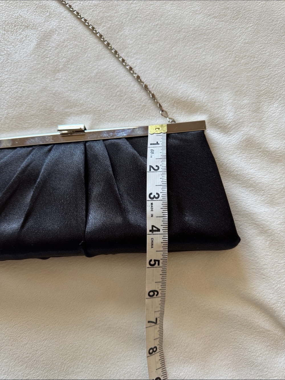 Jessica McClintock Black Satin Pleated Clutch - Picture 5 of 12